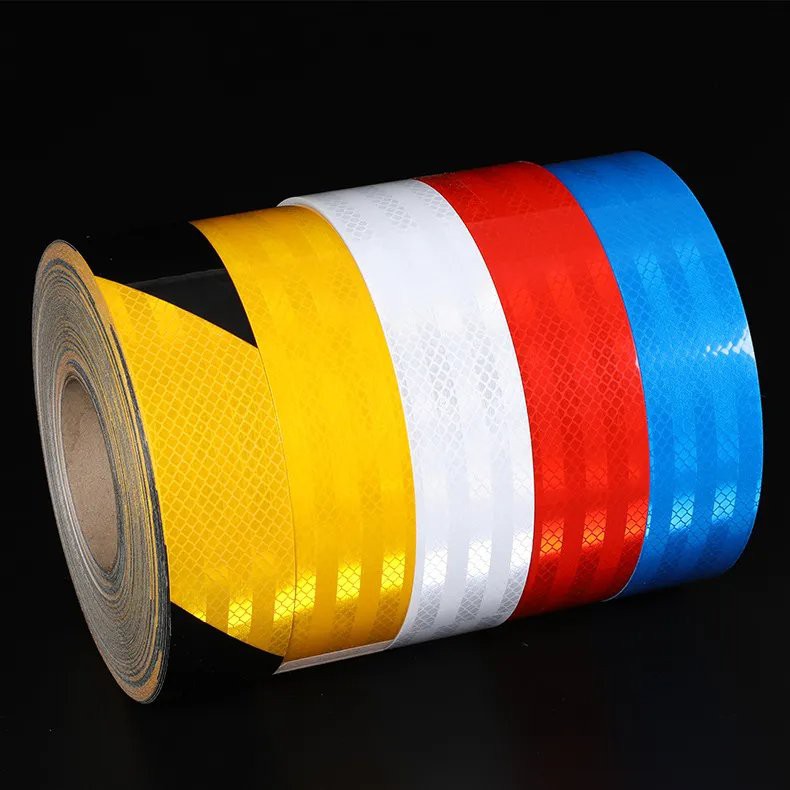 Хи-Вис водоотпорне налепнице