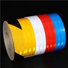 Светоотражающие водонепроницаемые наклейки